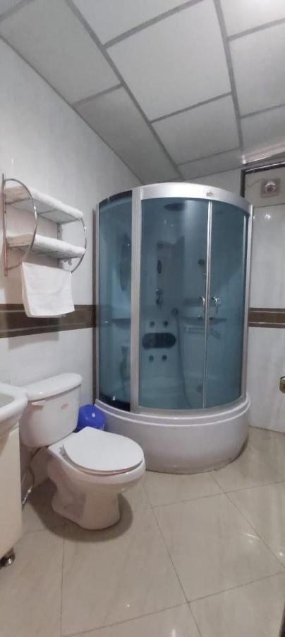 גוויאקיל Hotel Sol De Oro מראה חיצוני תמונה