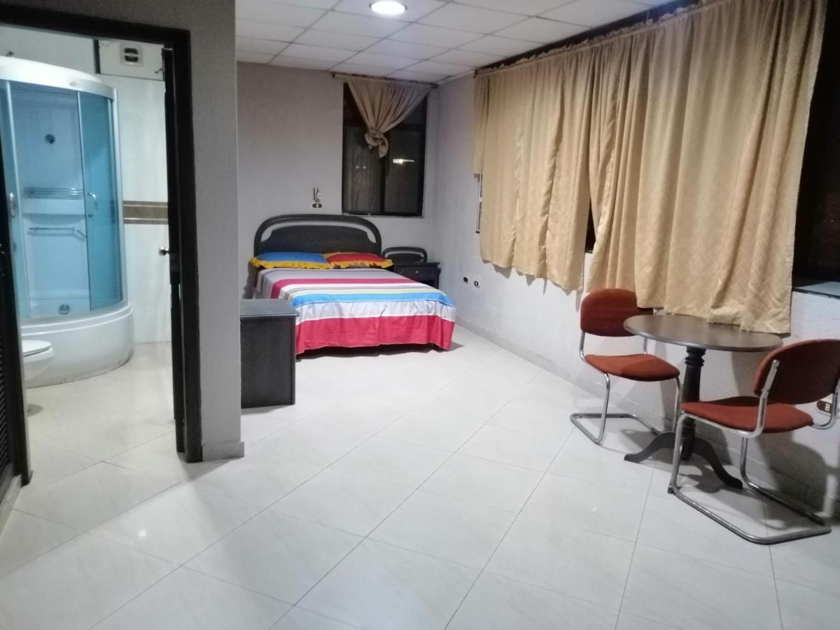 גוויאקיל Hotel Sol De Oro מראה חיצוני תמונה