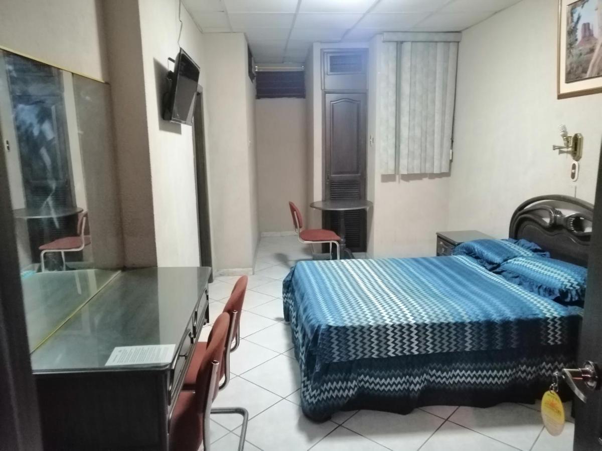 גוויאקיל Hotel Sol De Oro מראה חיצוני תמונה