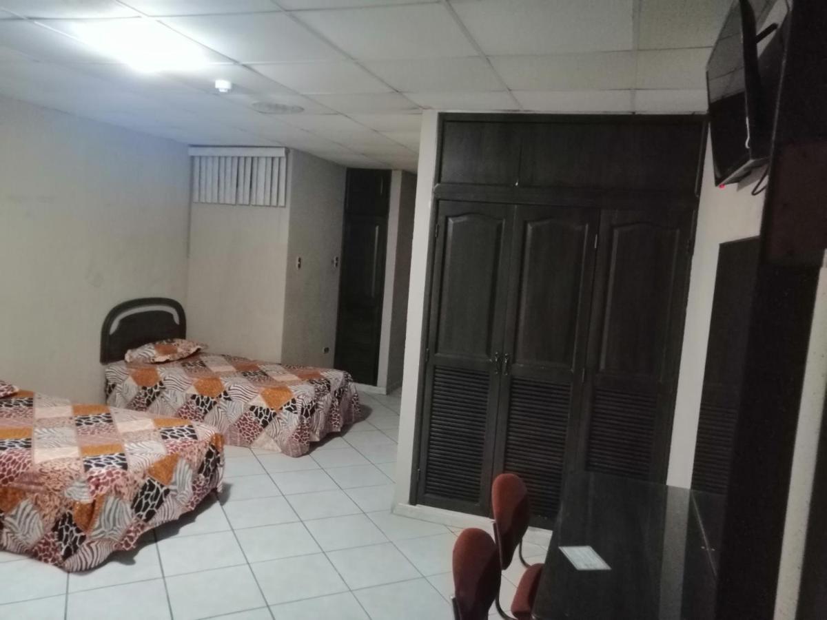גוויאקיל Hotel Sol De Oro מראה חיצוני תמונה