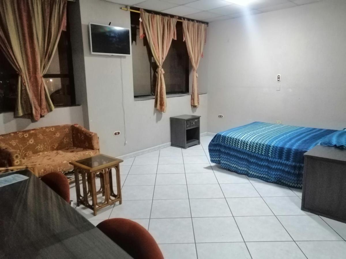 גוויאקיל Hotel Sol De Oro מראה חיצוני תמונה