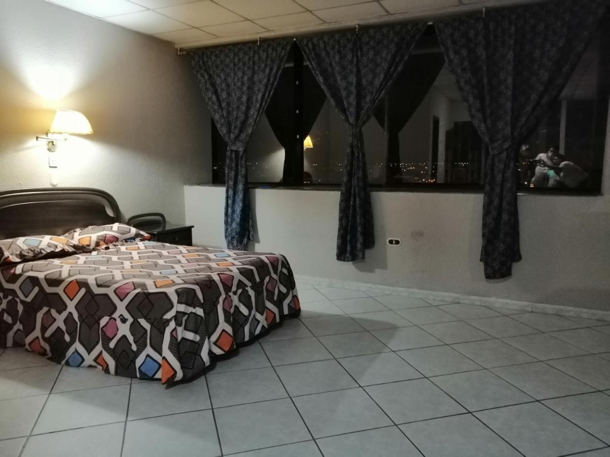 גוויאקיל Hotel Sol De Oro מראה חיצוני תמונה