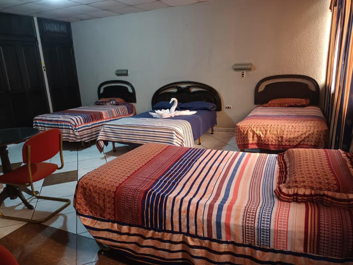 גוויאקיל Hotel Sol De Oro מראה חיצוני תמונה