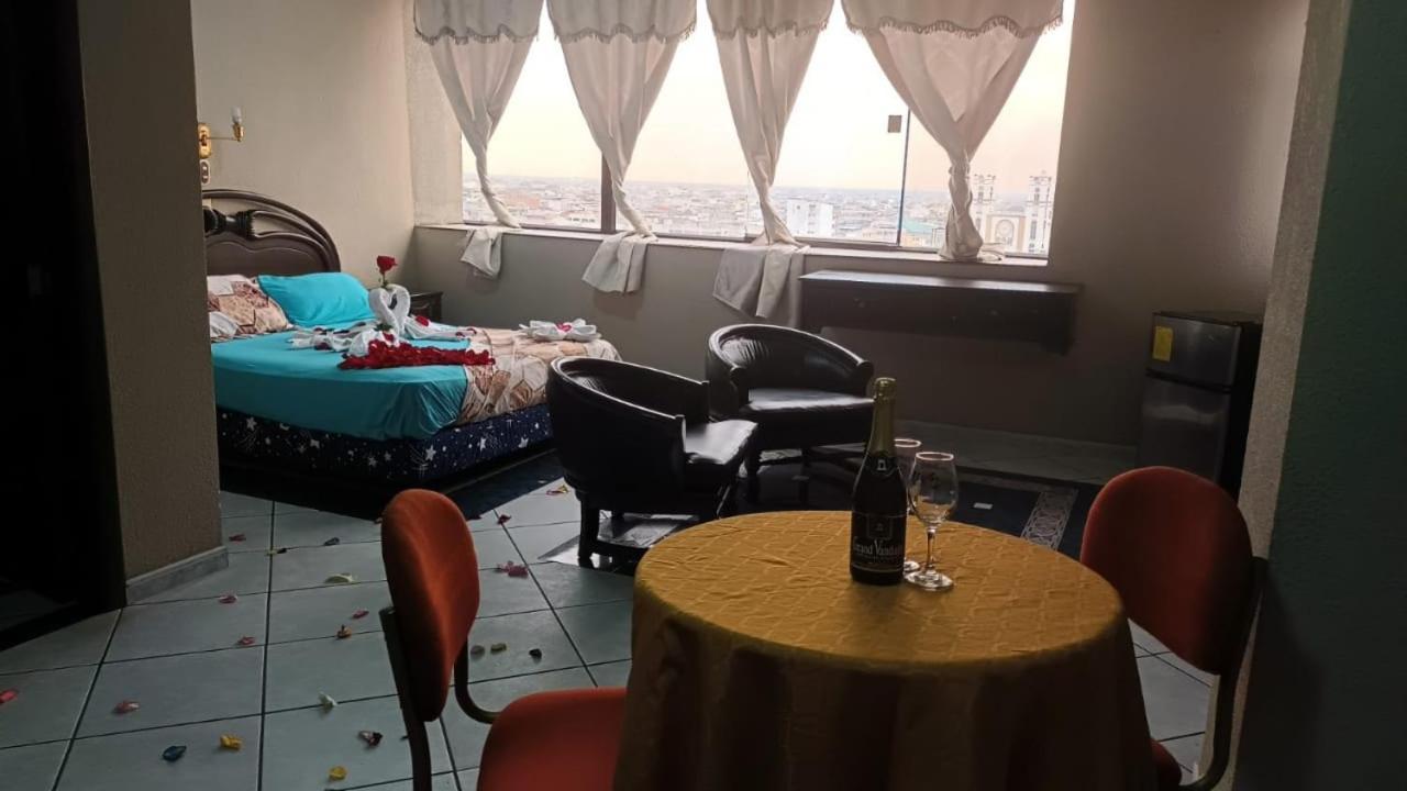 גוויאקיל Hotel Sol De Oro מראה חיצוני תמונה