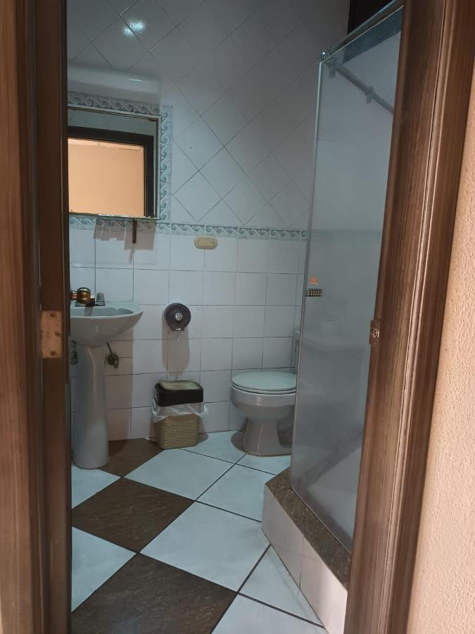 גוויאקיל Hotel Sol De Oro מראה חיצוני תמונה